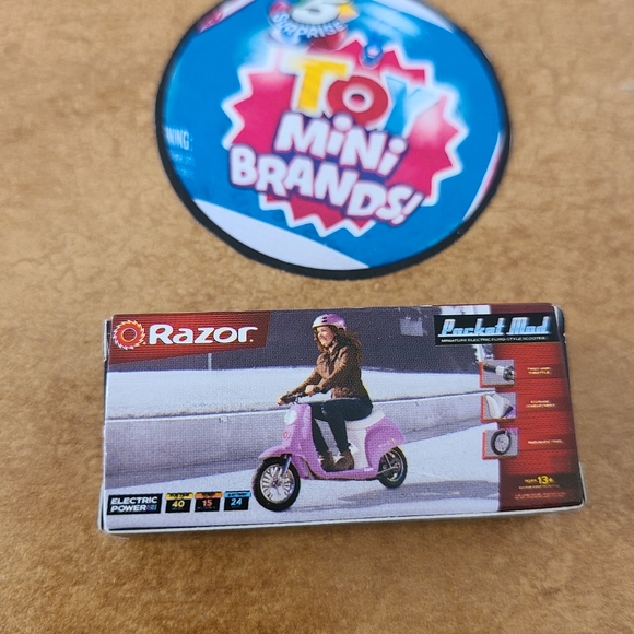 Zuru | Toys | Zuru Toy Mini Brand Collectors Toy Razor Pocket Mod ...